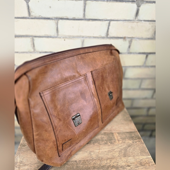 Vintage Leather Briefcase - Picture 12 of 13